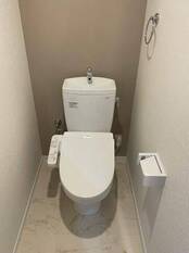 トイレ：ウォッシュレット