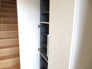 シューズボックス