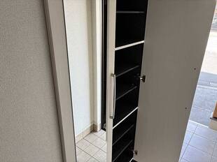 シューズボックス