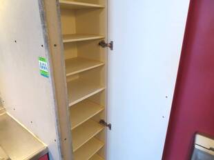 シューズボックス