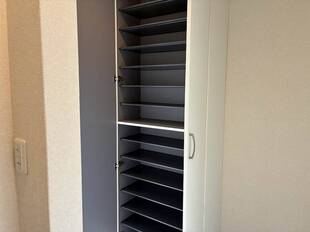 シューズボックス