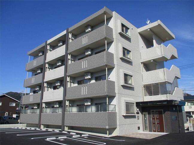 プルミエール岡富　（延岡市　岡富）＜2LDK＞