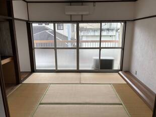 和室（バルコニー側）