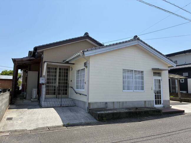 北一ヶ岡芦谷貸家（延岡市　北一ケ岡）＜4LDK＞