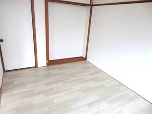 洋室（東側）