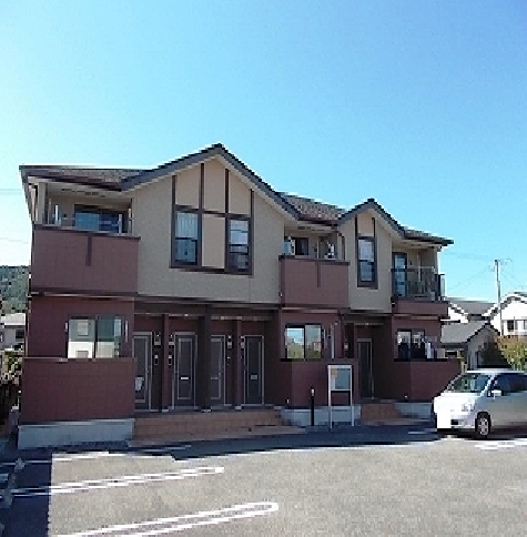Pine Tree B 　（日向市　富高字新開）＜2DK＞101号室